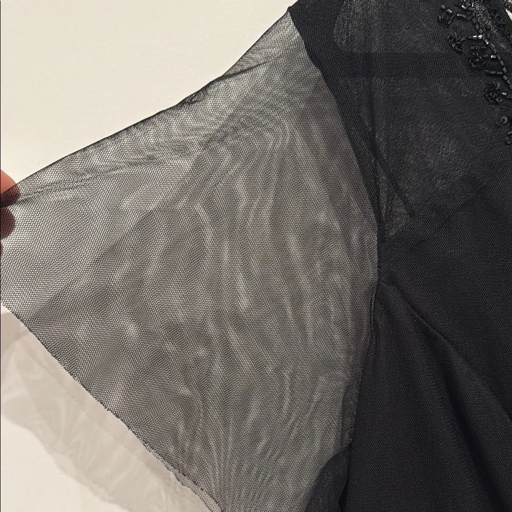 Torrid Black Mesh V-Neck Top - Picture 6 of 7